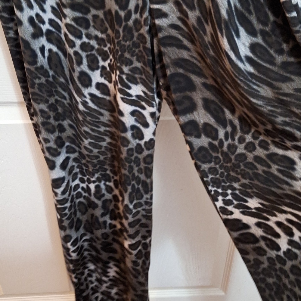 Enfocus Studio Animal print jumpsuit.Sz.100 Black Green - Picture 5 of 14